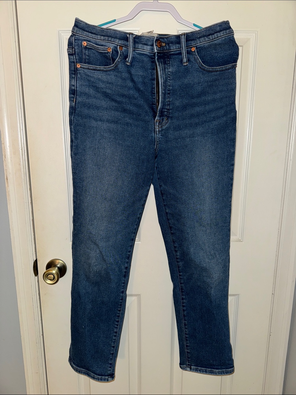 Madewell High-Rise Straight Jeans in Indigo Blue